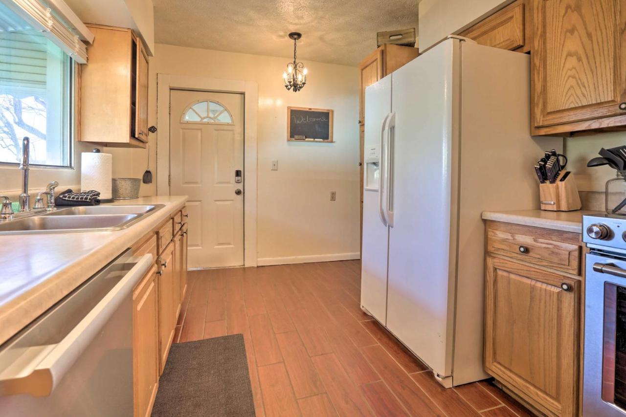 Charming East Bernstadt Retreat Less Than 6 Acre Farm! エクステリア 写真